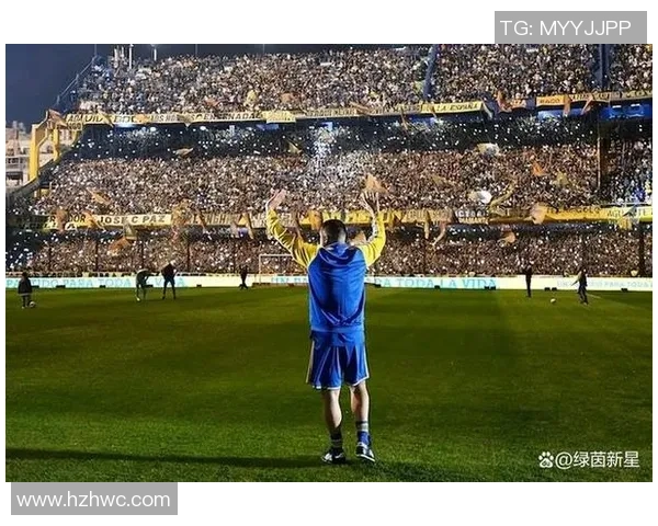 双逆足球星再掀绿茵风暴书写传奇新篇章震撼全球球迷热血燃烧 双逆足球星再掀绿茵风暴书写传奇新篇章震撼全球球迷热血燃烧